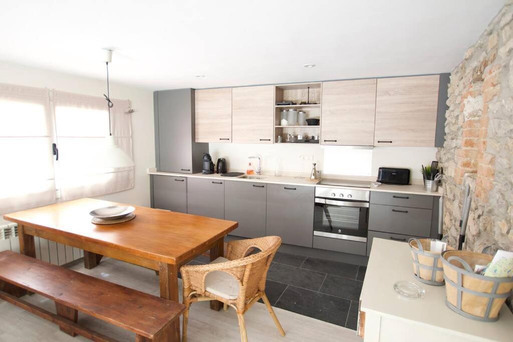 Apartament Central Amb Terrassa Alp Eksteriør bilde